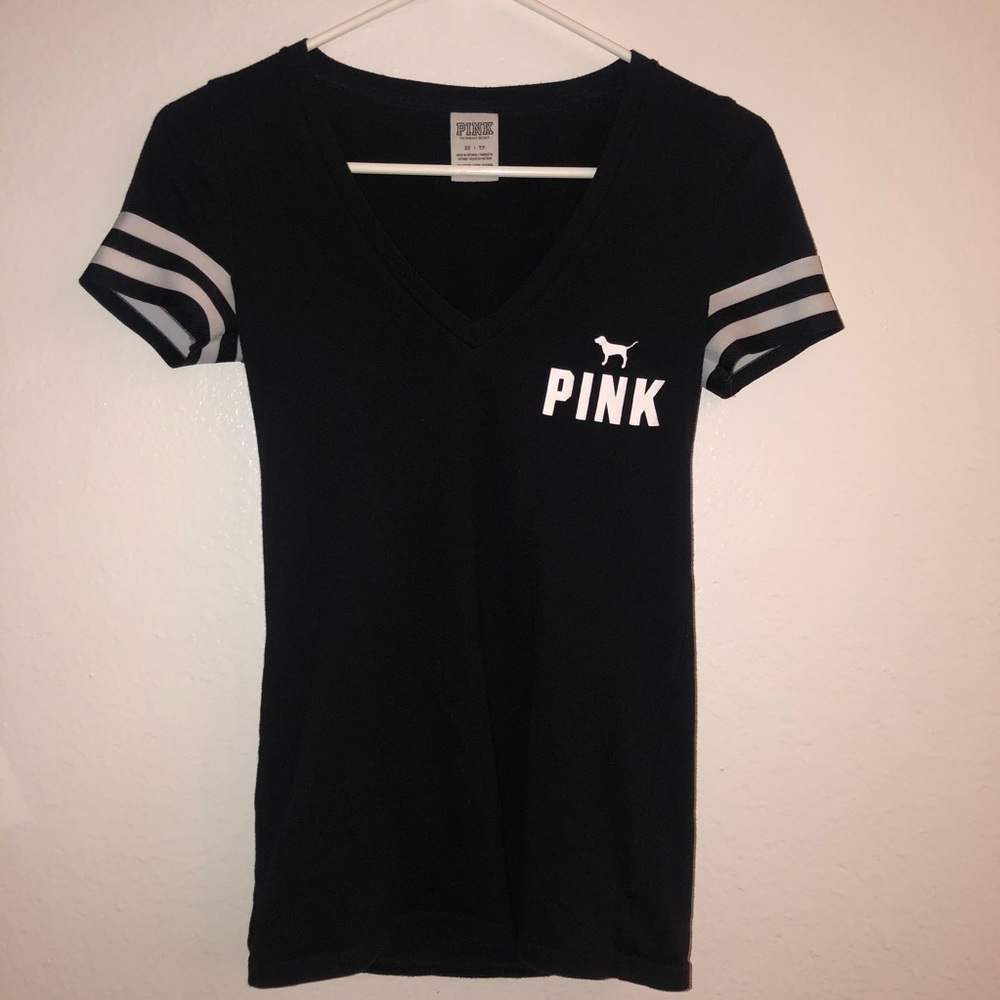 Victoria’s Secret PINK V Neck Tee Size Xs